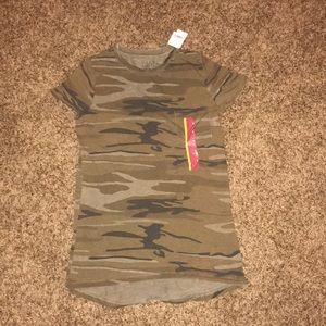 ‼️ NWT ‼️ Vintage camouflage shirt